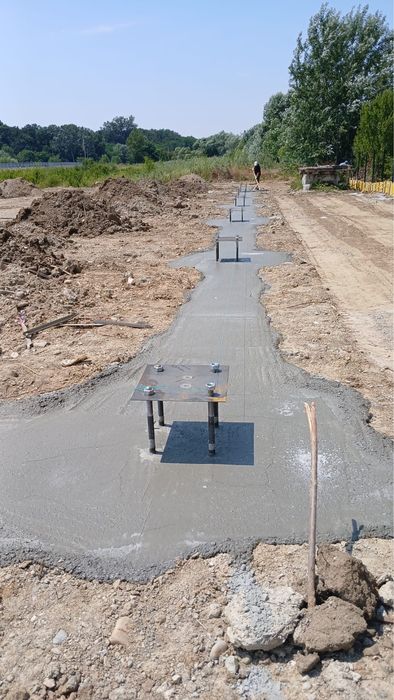 Construim case la roșu sau la cheie la cele mai bune preturi