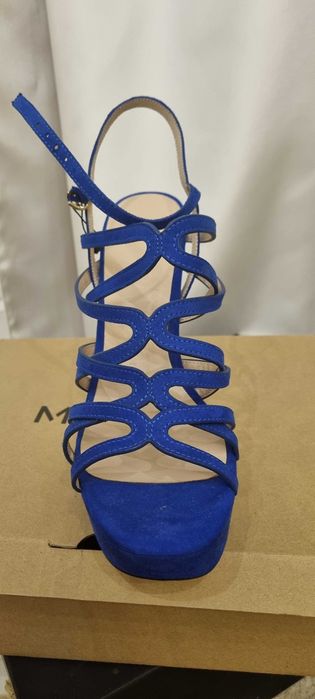 Новые босоножки Mango