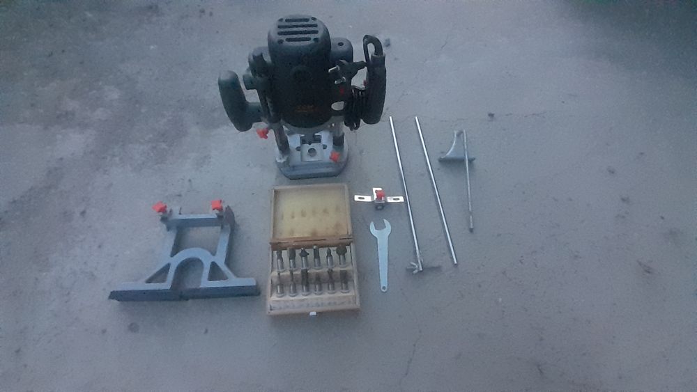 Продам фрезный станок за 25000тг