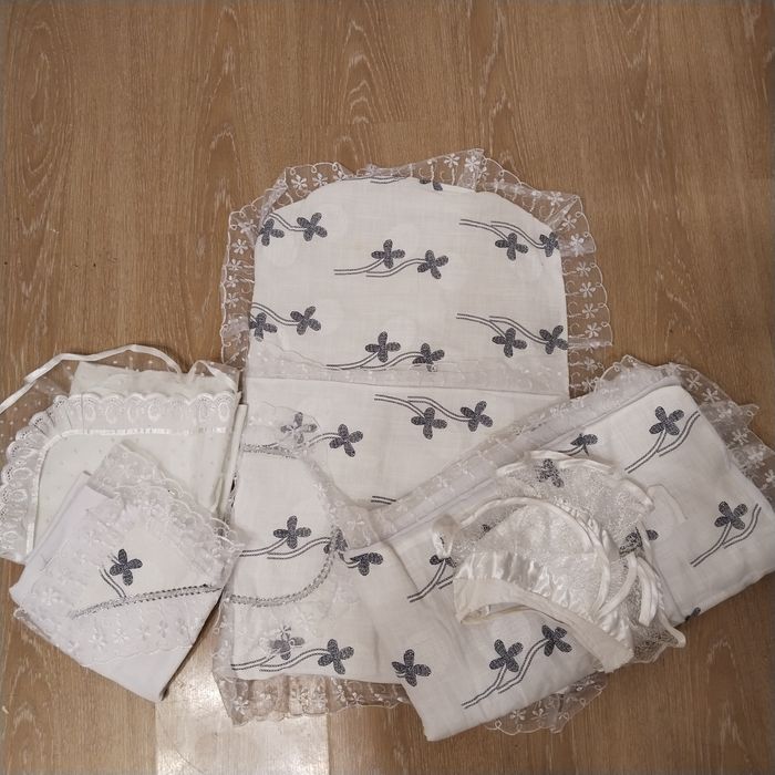 Для новорожденного конверты вещички