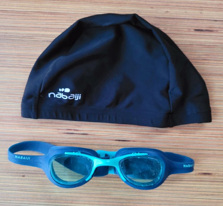 Set ochelari și casca piscina
