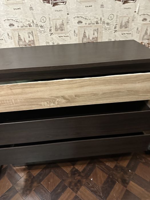 Зеркало с тумбочкой б/у