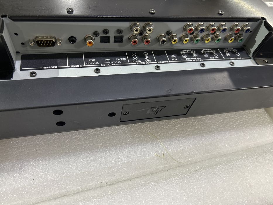 Soundbar/ Sound Projector Yamaha YSP1100