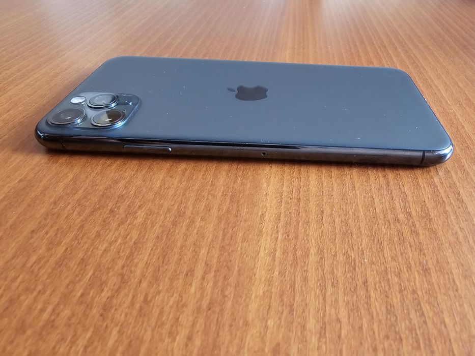 Iphone 11 pro max space gray КАТО НОВ