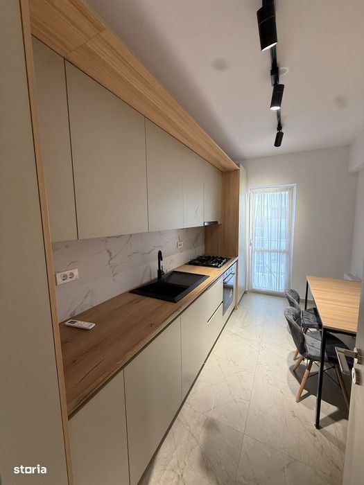 Proprietar – Vând apartament cu 2 camere mobilat gama PREMIUM