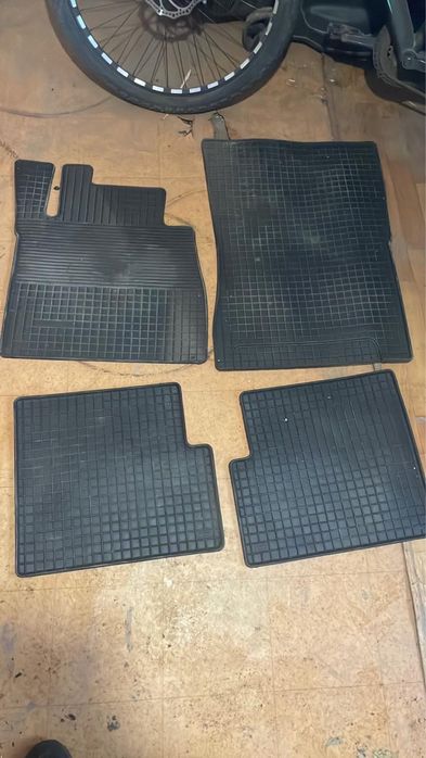 Запчасти от гелендвагена