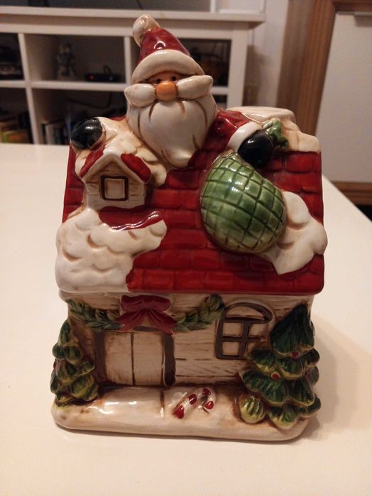 Голяма метална кола, Керамична коледна къща кутия, Преспапие коледно.