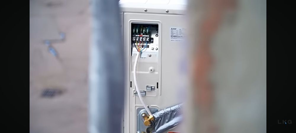 Установка кондиционера и чистка