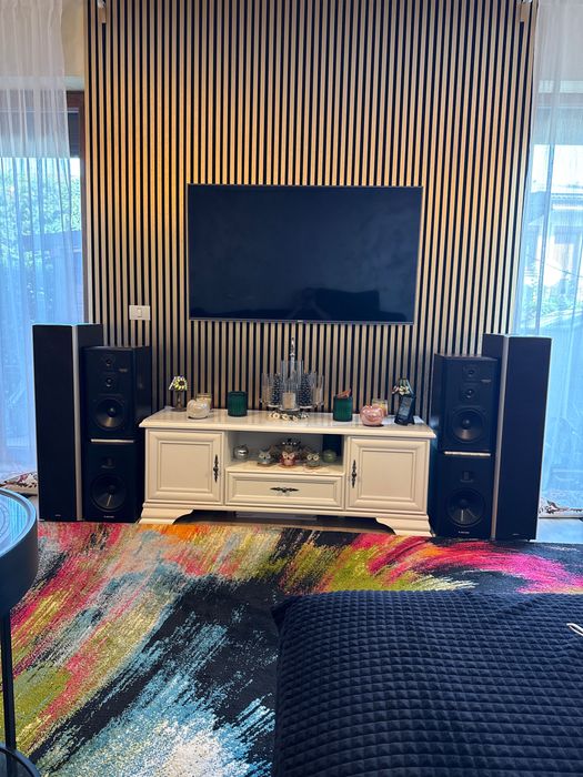 Boxe Jamo S718 bass puternic