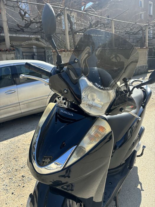 Honda Sh300i изряден