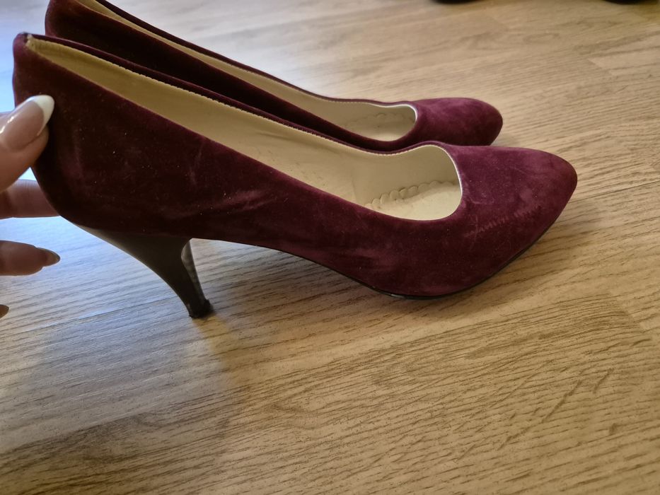 Официални и Ежедневни обувки и сандали на ток в отлично състояние!