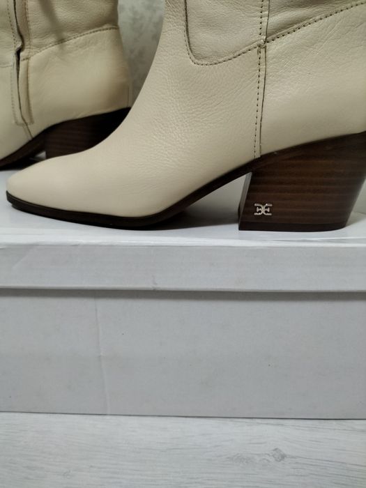 Женские сапоги продам