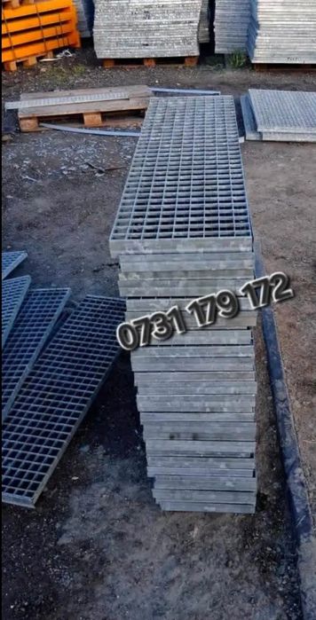 Trepte zincate la comanda