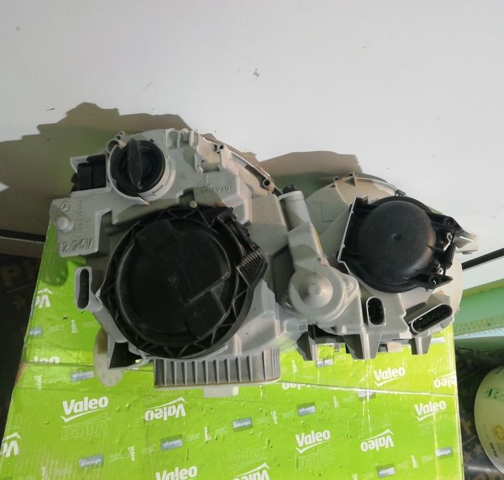 фар Фарове за Mercedes SL R230 / Мерцедес СЛ 230 XENON - USA.