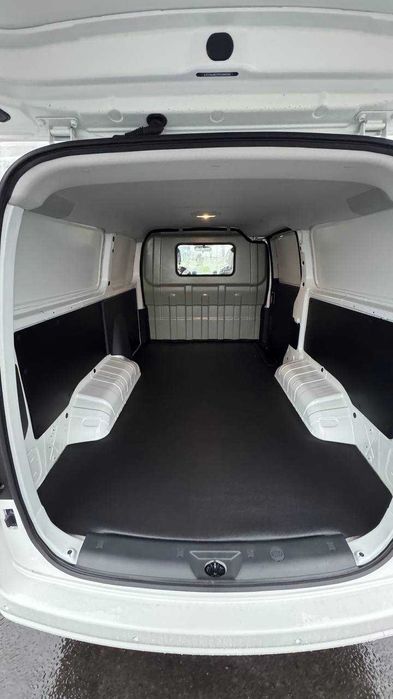 Пассажирский минивэн фургон JAC M3 Van (Miniven furgon 2 o‘rinli)