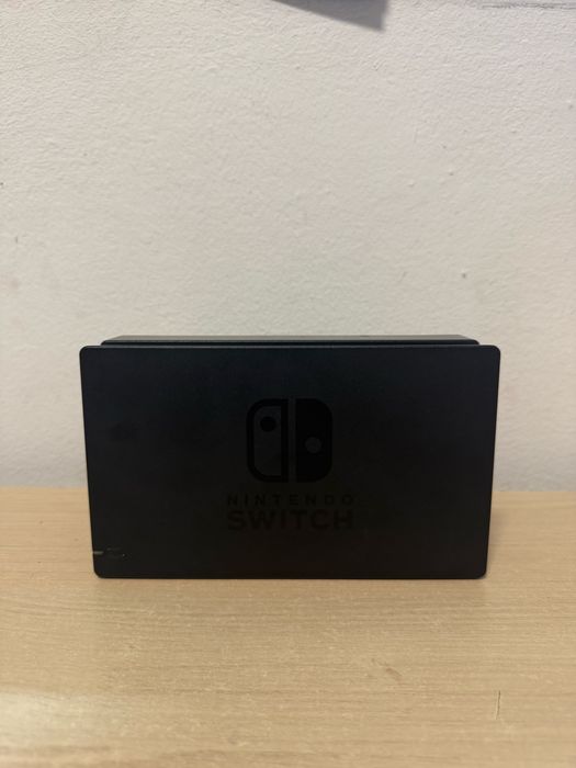 Nintendo Switch -Cititi Descrierea