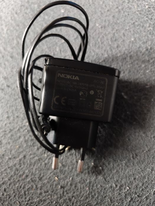 Зарядни устройства за телефони Nokia