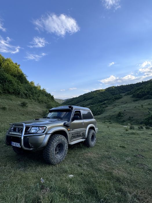 Patrol Y61 2.8 autoutilitara 4 locuri