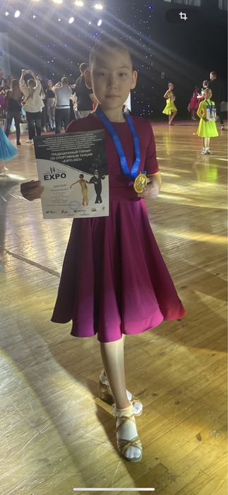 Платье танцевальное