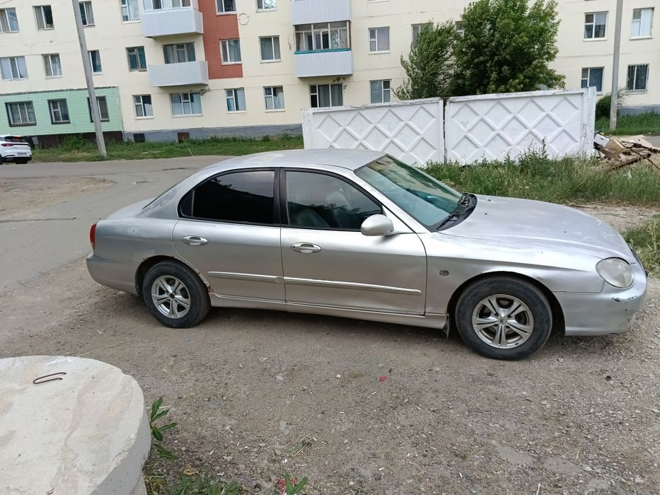 Hyundai sonata 2001