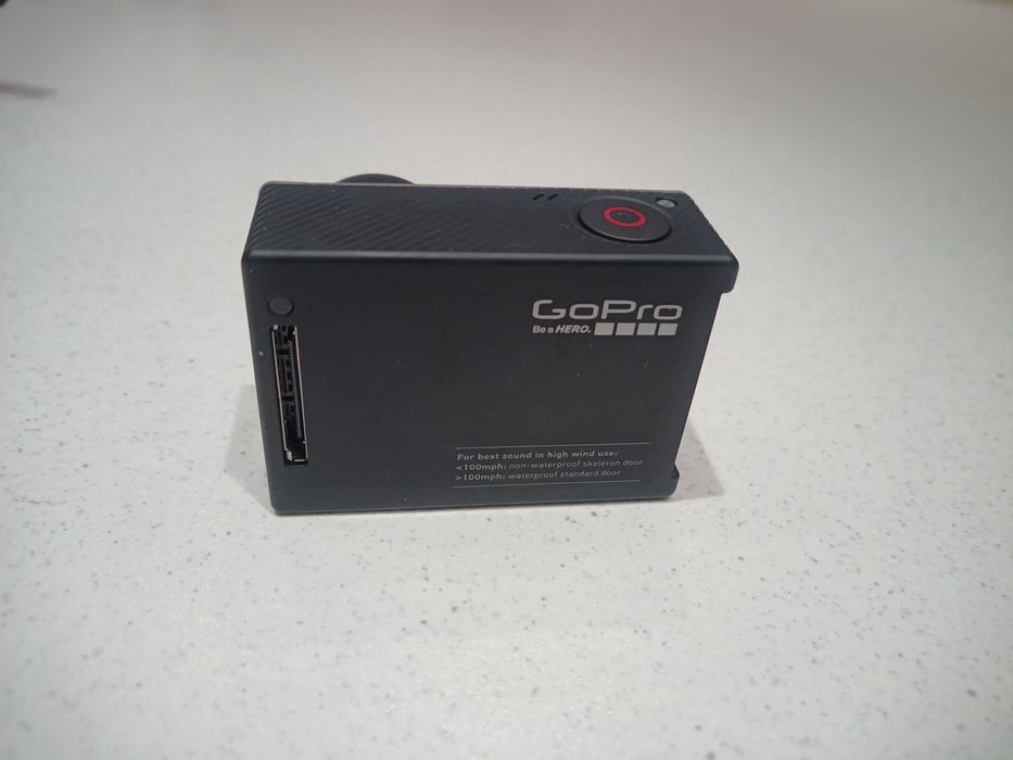 GoPro Hero 4 Action Camera 4k 30Fps. 2k 60Fps
