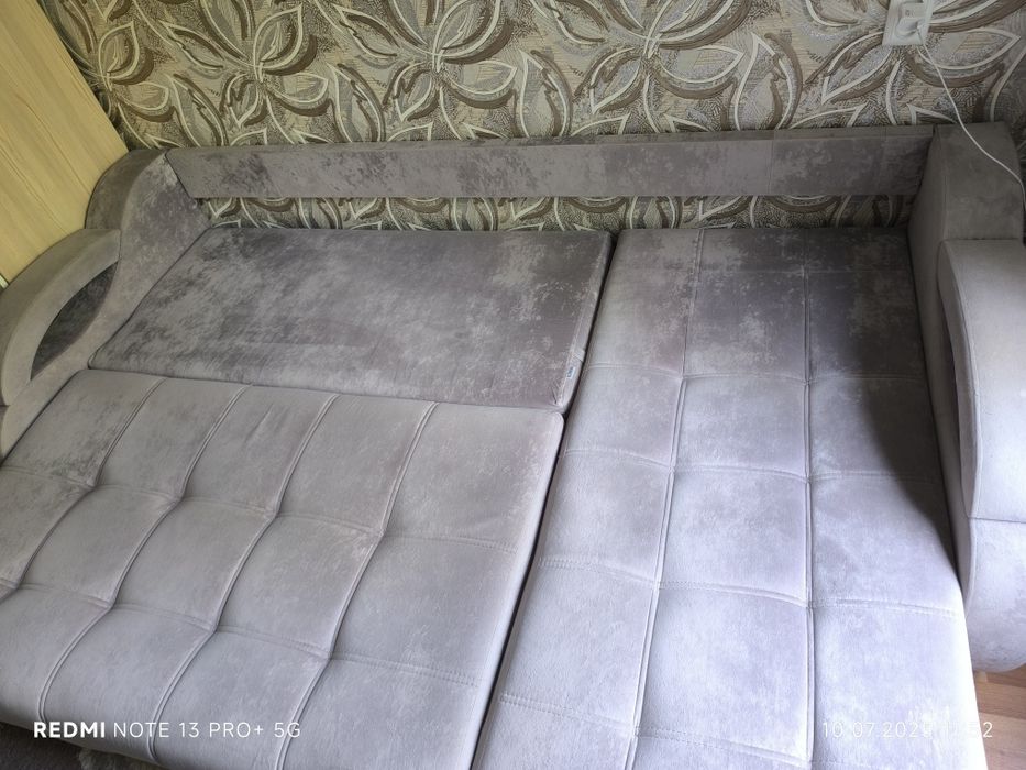 Диван в отличном состоянии