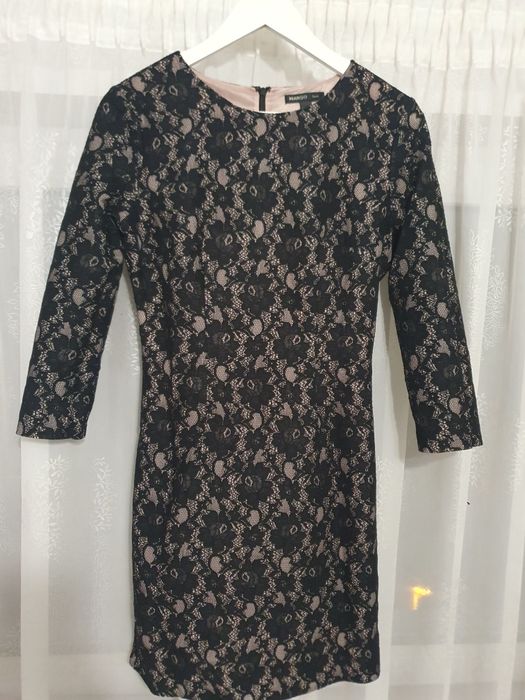 Vând rochie Mango Suit S