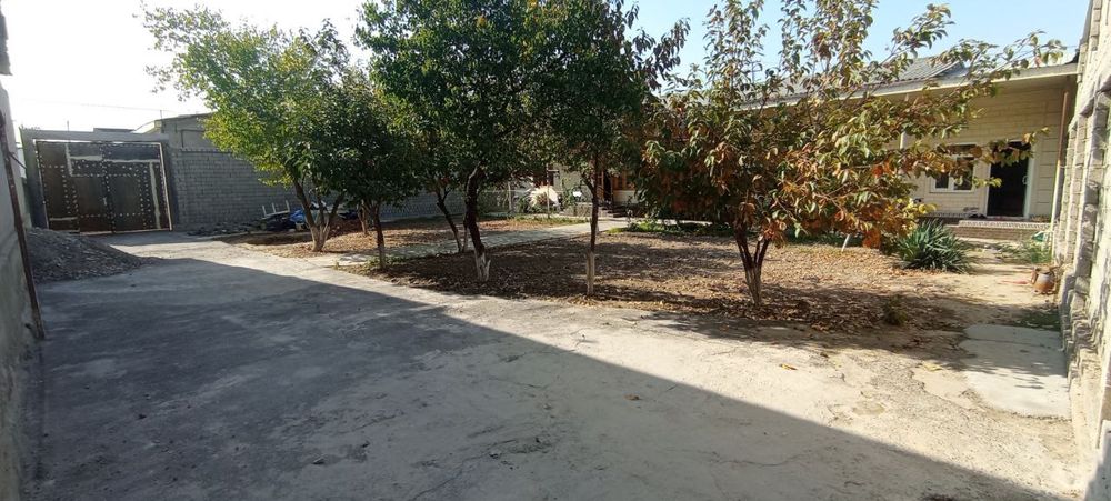 Sergeli Xonobod 6 sotik 5 xona  bezmakler