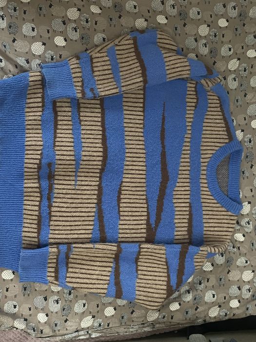 Свитер теплый, размер М