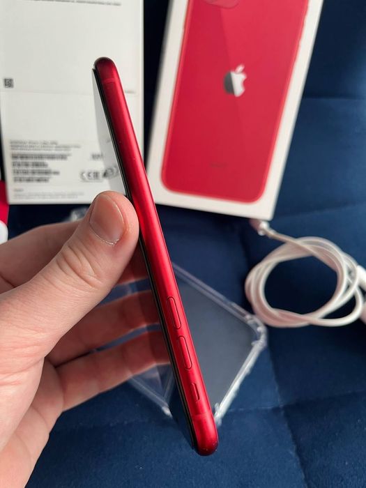 Продам iphone 11