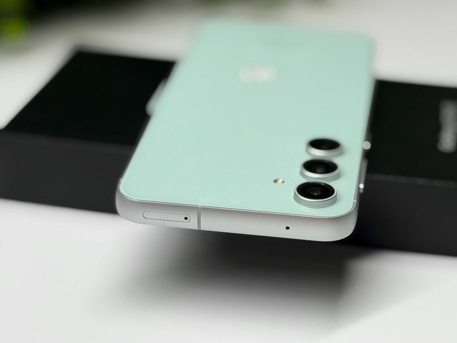 Samsung Galaxy S23 FE 128GB Mint Гаранция