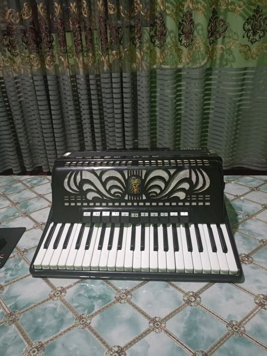 Musiqa asbobi accordeon