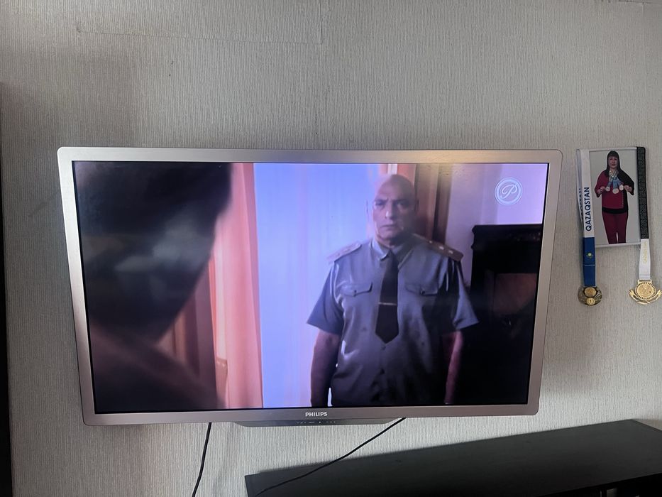 Продам телевизор