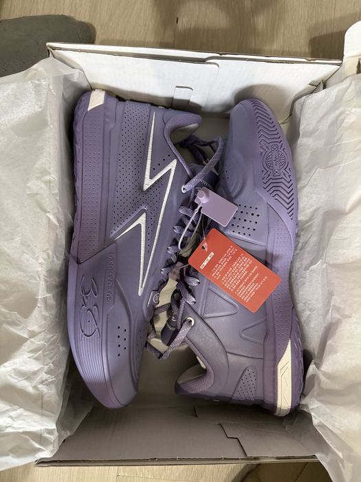 Li ning flash grape