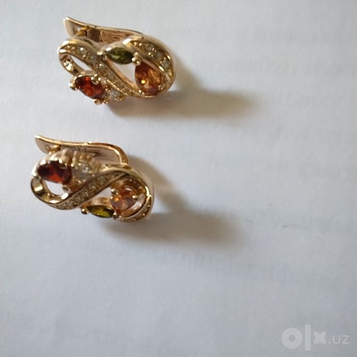 Продаю серьги фирмы Swarovski