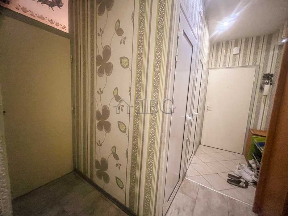 Продава се Двустаен апартамент в Русе, Здравец - 62 кв.м за 1234 €/кв.м - Снимка #10