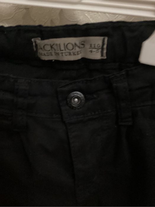 Детские брючки . Одевали один раз на утренник