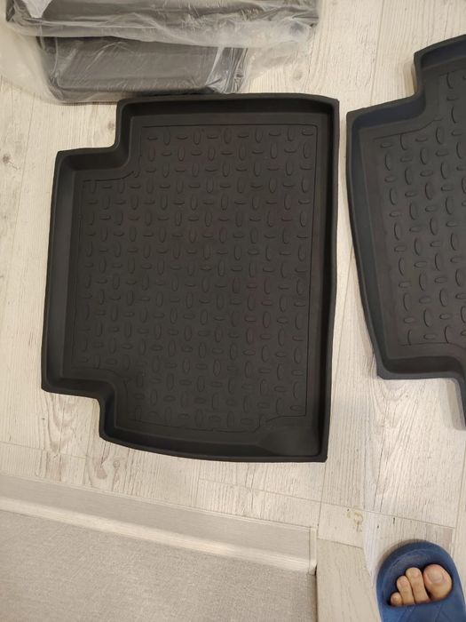 Продам полики за 30000 торг