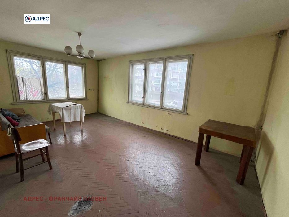 Продава се Тристаен апартамент в Ловеч, Център - 76 кв.м за 503 €/кв.м - Снимка #2