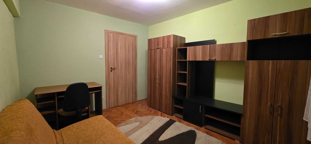 Proprietar-Apartament 3 camere (inchiriere)-linga f-ca de bere
