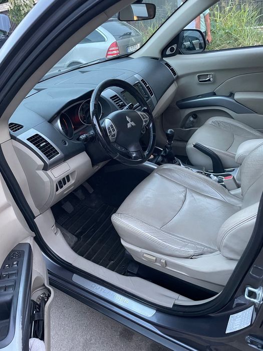 Mitsubishi Outlander Vand Mitsubishi Outlander Prim proprietar