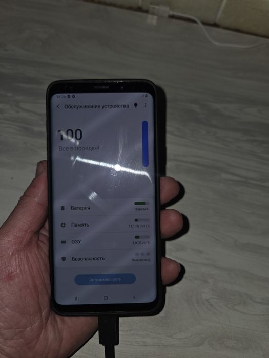 Продам смартфон самсунг