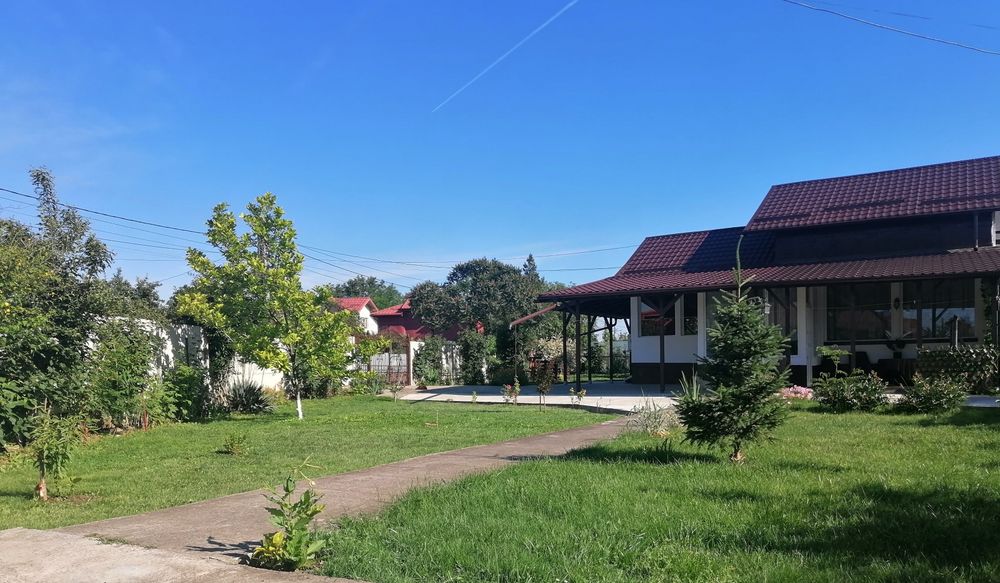 Casă de vânzare în comuna Lipănești, strada Mihai Viteazu nr 256 A (la Moiseasca), județul Prahova