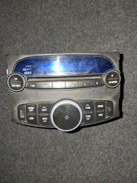 Заводская магнитола Spark