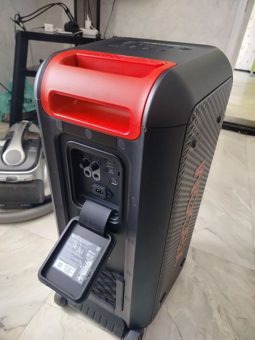 Продам колонка LG XL 7S