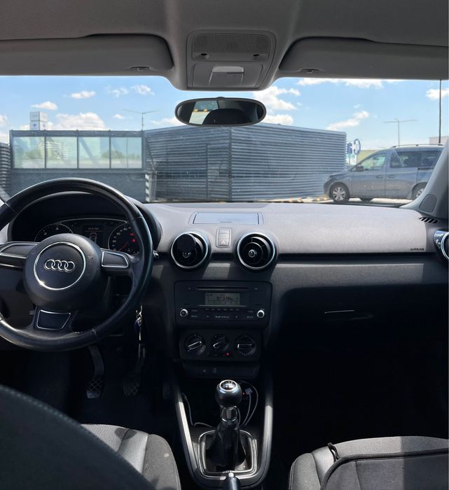 AUDI A1 2010 — imagine 4