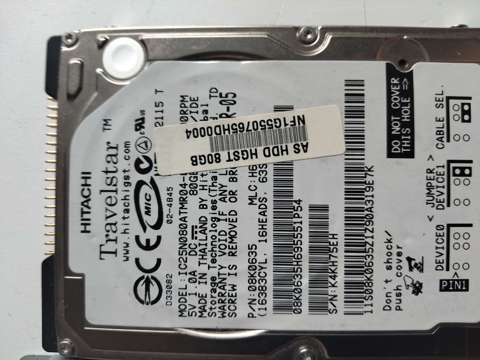 3 Harddisk-uri Laptop 2 SATA unul IDE
