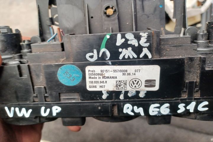 Comanda AC 1S0820045R 1S0820045R Volkswagen VW Up prima generatie