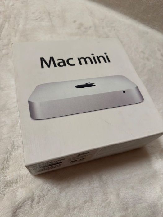 Apple Mac Mini Mid Processor 2.3 GHz Intel Core i5  12GB SSD 500GB