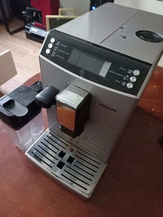 Expresor Philips automat